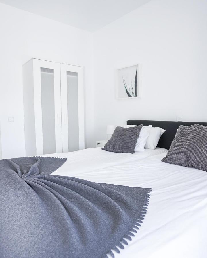 Cornisa Apartments Паталавака Екстериор снимка