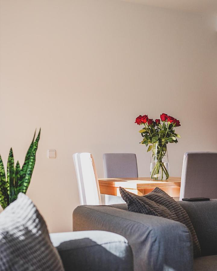 Cornisa Apartments Паталавака Екстериор снимка