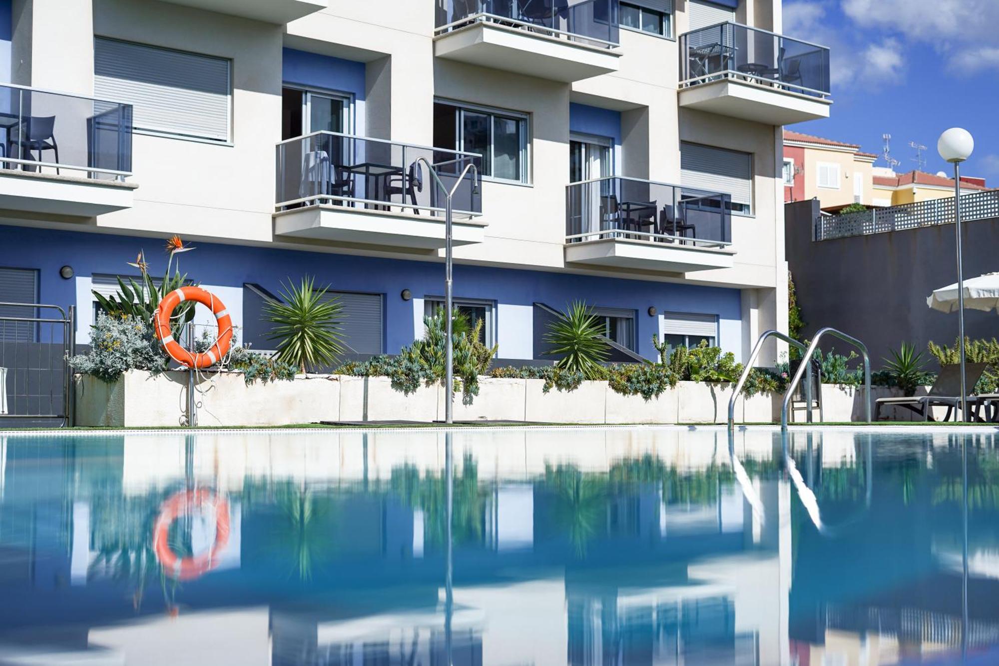 Cornisa Apartments Паталавака Екстериор снимка