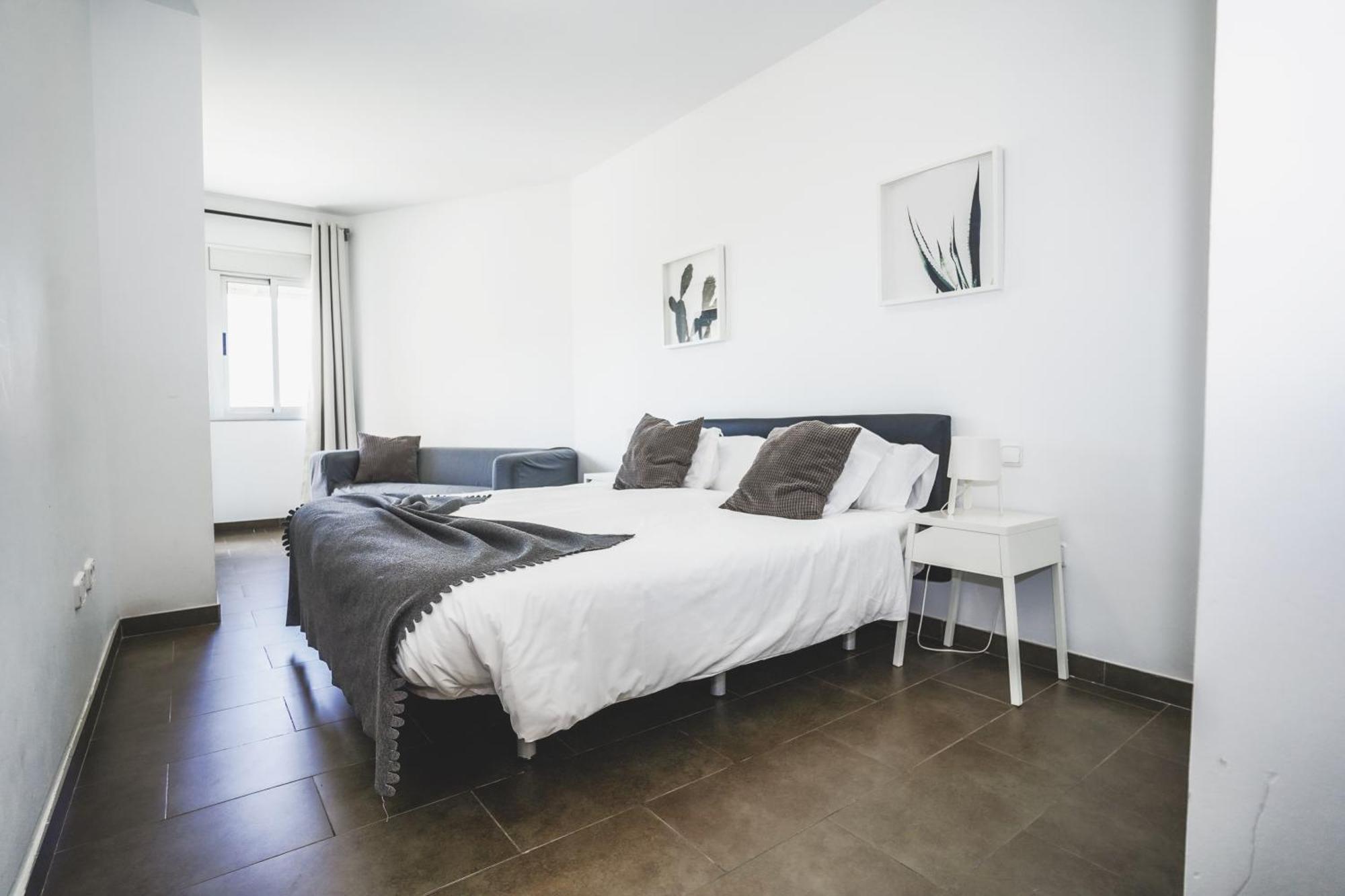 Cornisa Apartments Паталавака Екстериор снимка